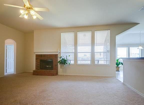 3rd image of 1109 Lake Whitney Dr