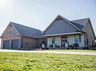 5601 Cave Spring Rd, Auburn, KY 42206