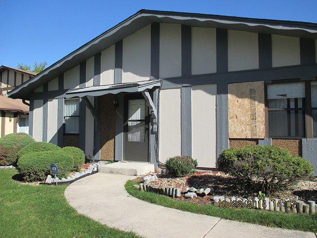 1st image of 19142 Pine Dr