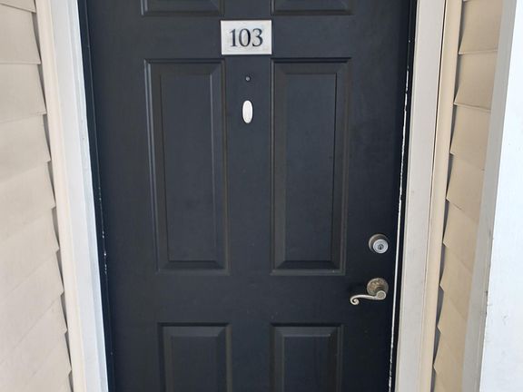 3rd image of 3321 Haviland Ct APT 103