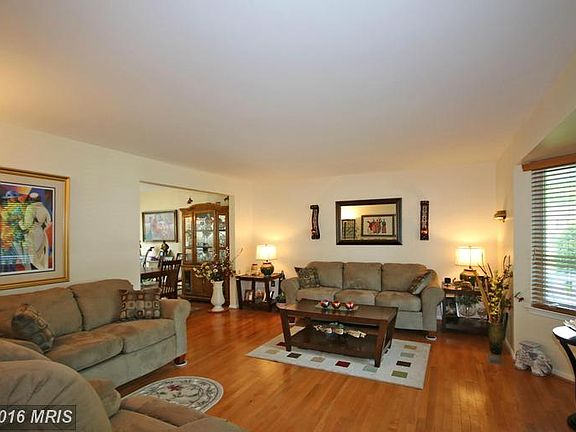3rd image of 6303 Juanita Ct