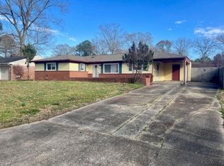 476 Lineberry Rd, Virginia Beach, VA 23452