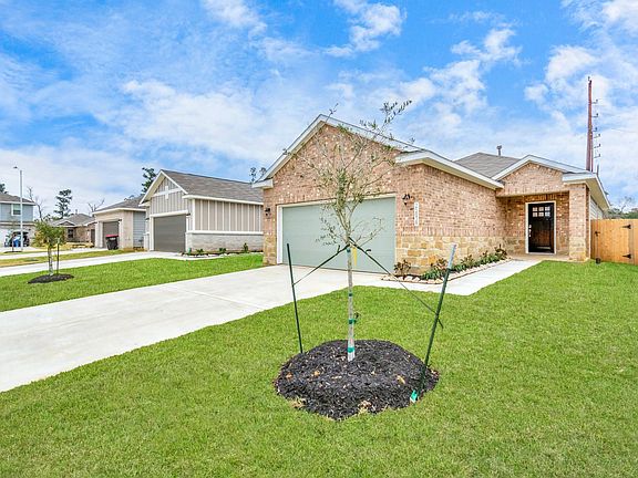 2nd image of 25838 Boxwood Hedge Ln