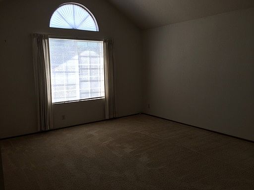 5th image of 5333 Shattuck Ave