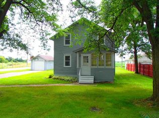 47445 258th St, Renner, SD 57055