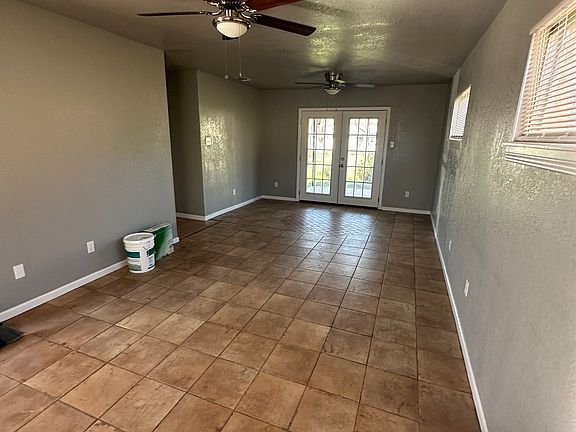 5th image of 7915 Airlift Ave