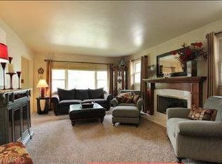 7718 Harold Ave, Jenison, MI 49428