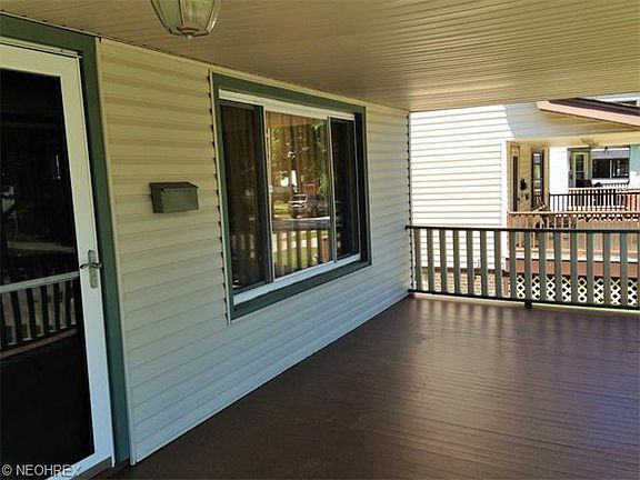 4th image of 2064 Marlowe Ave