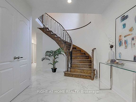 3rd image of 57 Bayswater Ave