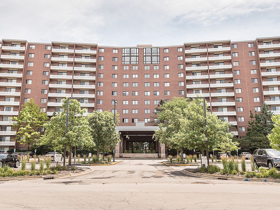 1st image of 21 Kristin Dr Unit 228