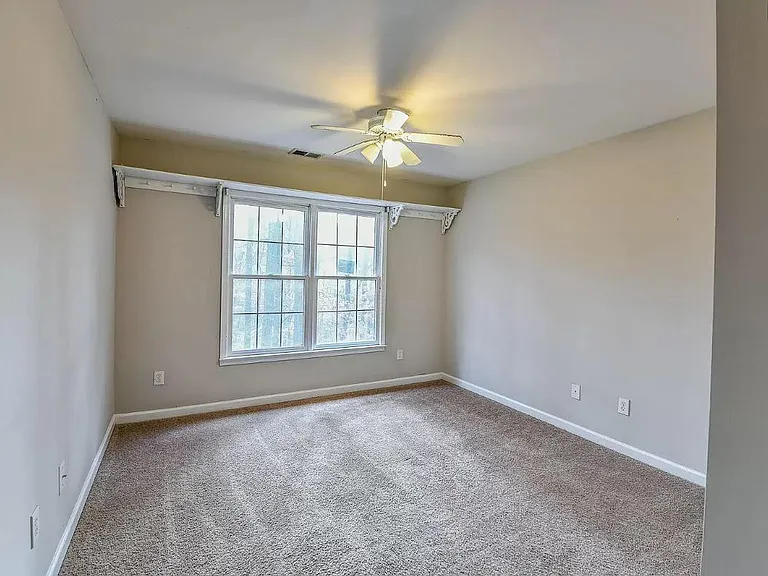 1009 Legacy Walk — Photo 19