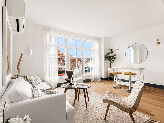 3rd image of 1430 Fulton St #2J