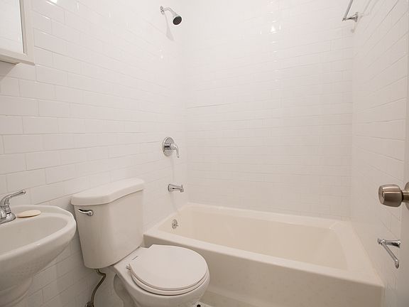 Bathtoom