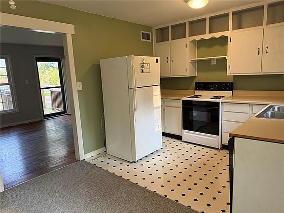 5th image of 17418 Montgall Dr