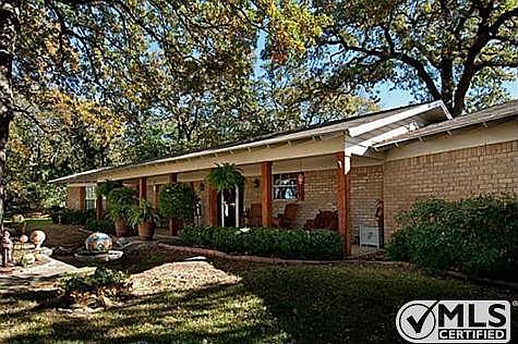4th image of 1297 Sunshine Ln