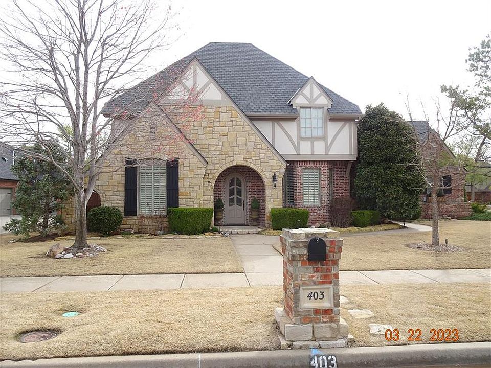 1st image of 403 Foxborough Ct