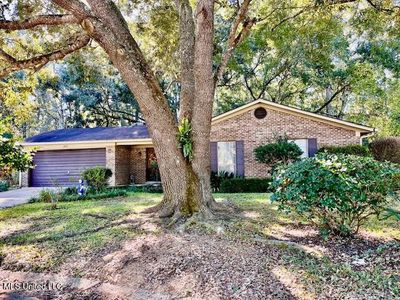 2413 Northridge Dr, Gautier, MS, 39553