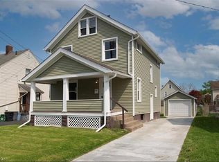 210 E 2nd St, Girard, OH 44420