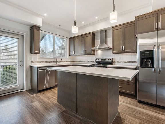 4th image of 5756 Promontory Rd #19