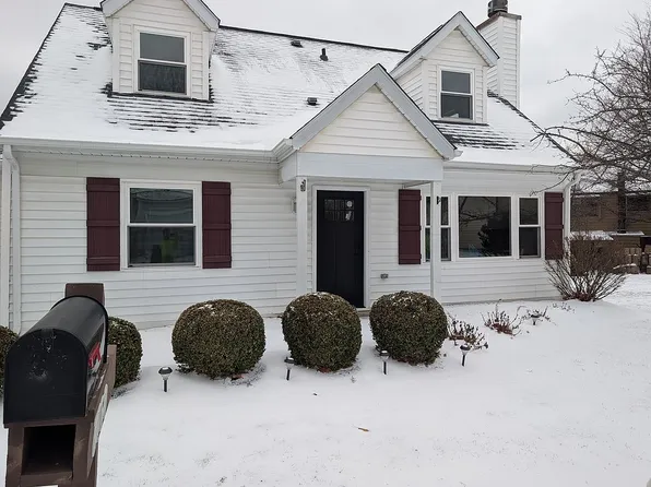 7160 Windmill Ln, Mentor, OH 44060