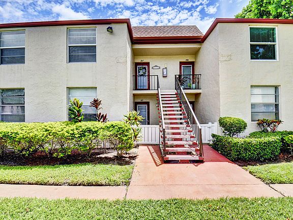 2nd image of 16 Willowbrook Lane #107