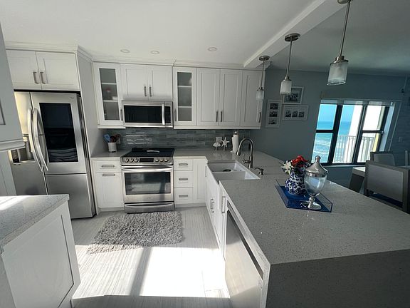 5th image of 7380 S Ocean Dr APT 817A