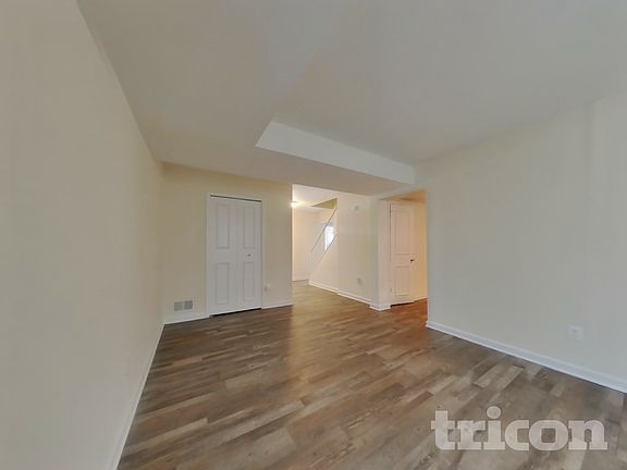 3rd image of 41 Pagnell Cir