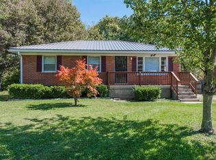 6813 Monty Ln, Louisville, KY 40291