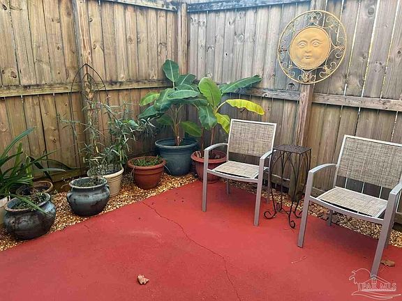 2nd image of 3248 Fernwood Dr