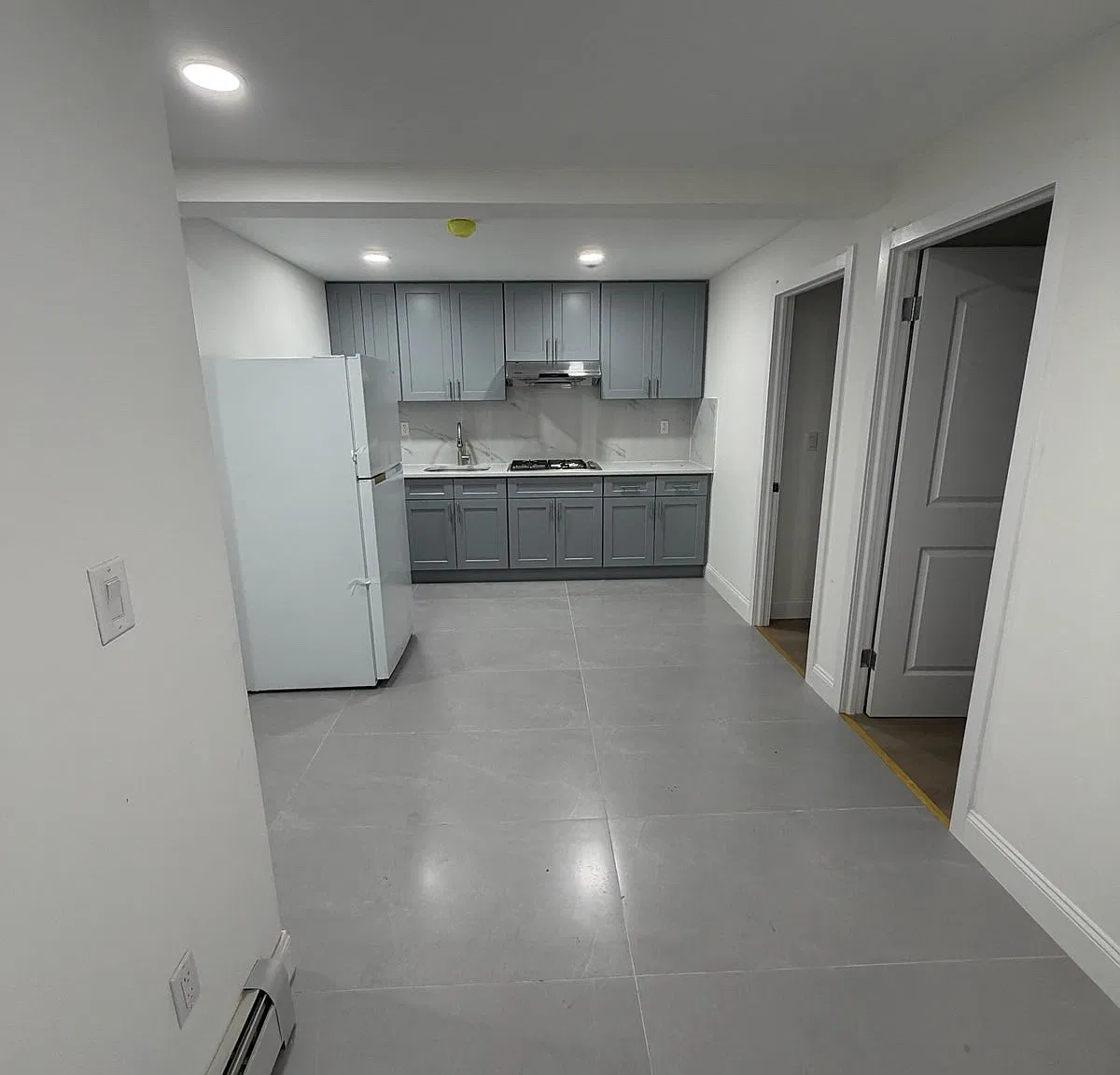 3 bed, $3,200 — Photo 4