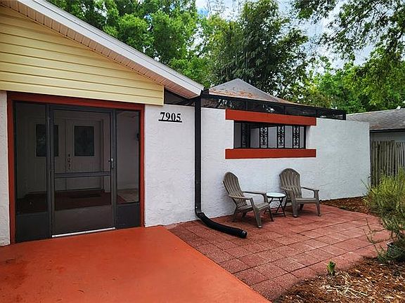 4th image of 7905 Heather Ct