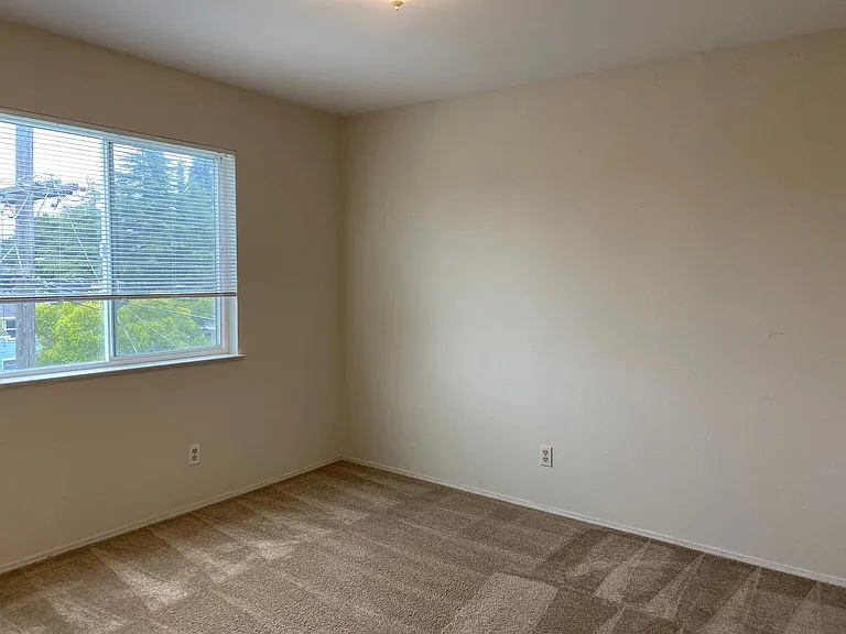 627 Dowling Blvd — Photo 7