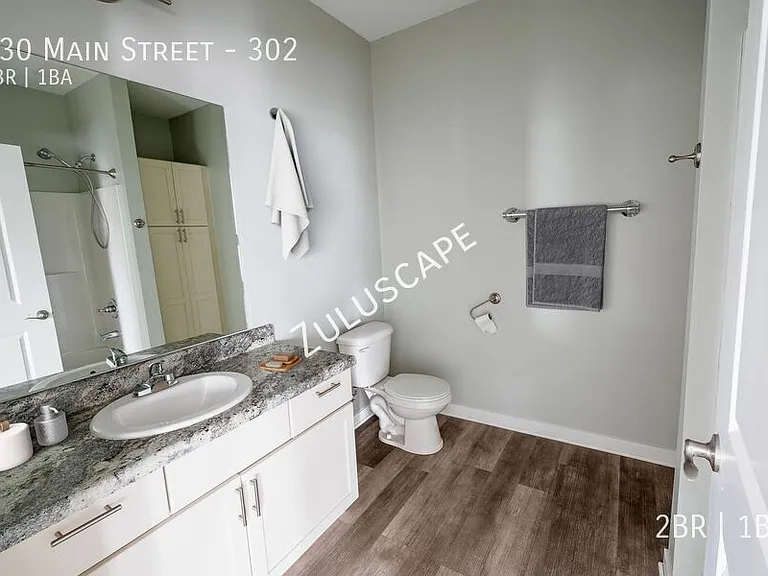 330 Main St #302 — Photo 2