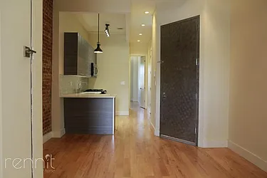 Rented by Rennit Inc.