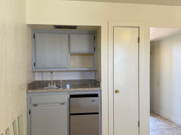 2602 N Fresno St APT 19