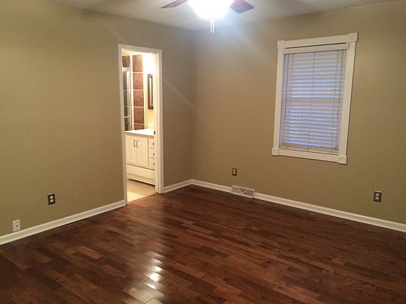 5th image of 1825 McTavish Way