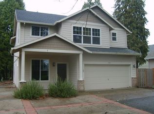 905 NE 4th Ave, Hillsboro, OR 97124