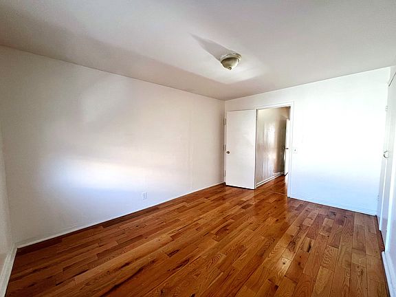 5th image of 296 15th St #3C