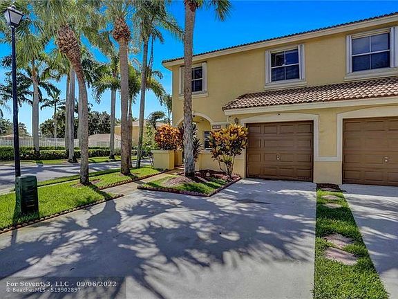2nd image of 16816 SW 1st Pl #16816