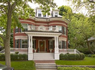 50 Mount Vernon St, Cambridge, MA 02140