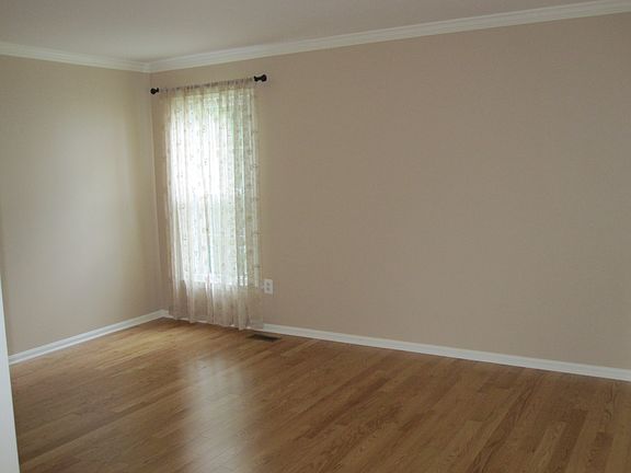 9527 Valley Mede 002_07022014