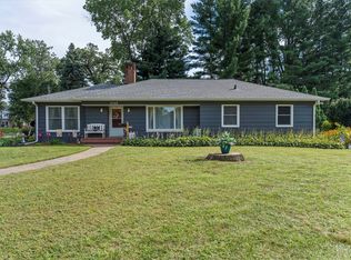 1103 S 5th Ave W, Newton, IA 50208
