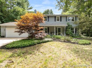 3361 Elderwood Ave, Holland, MI 49424
