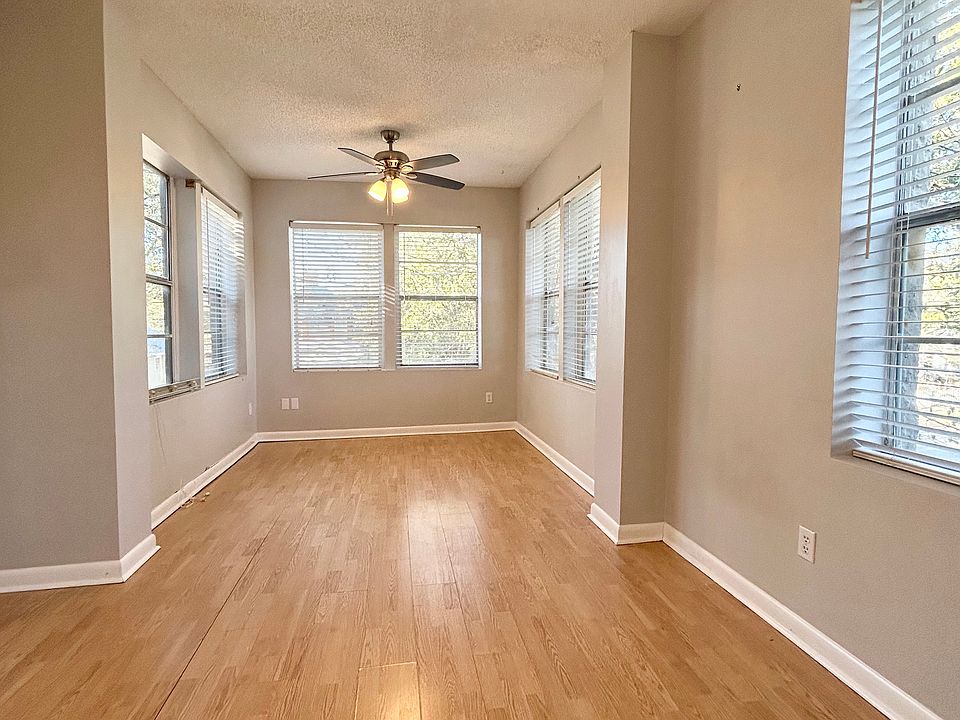1st image of 2782 Forbes St #2782