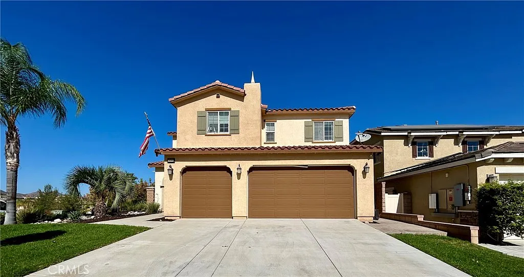 5 bed, 3.5 bath, 2795 sqft, $3,750 — Photo 1