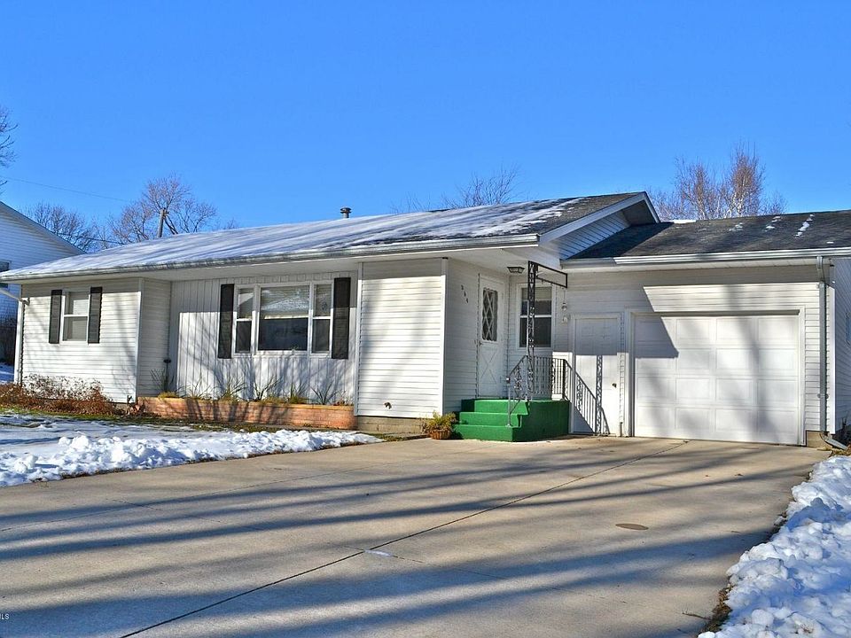1st image of 304 Hilltop Dr