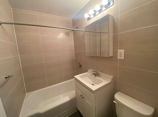 85-17 143rd St #3D, Jamaica, NY 11435