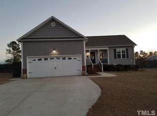 69 Meredith Ln, Fuquay Varina, NC 27526