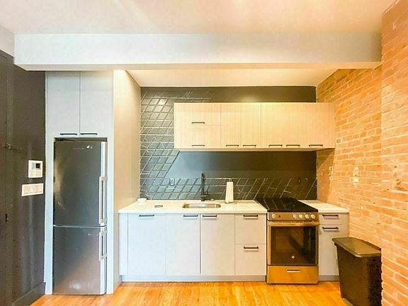 3rd image of 310 Broadway #3A