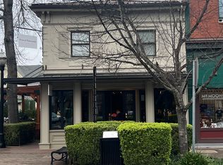 124 Plaza St #1, Healdsburg, CA 95448